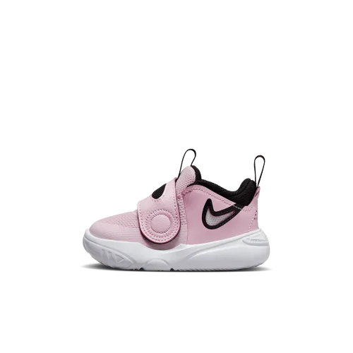 Nike Team Hustle D 11 Schuh für Babys und Kleinkinder - Pink