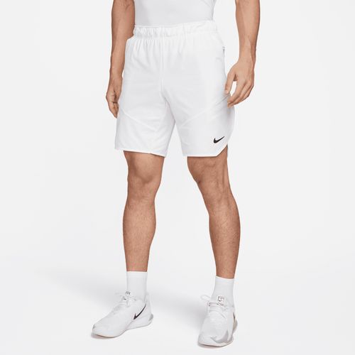 NikeCourt Dri-FIT Advantage Herren-Tennisshorts - Weiß