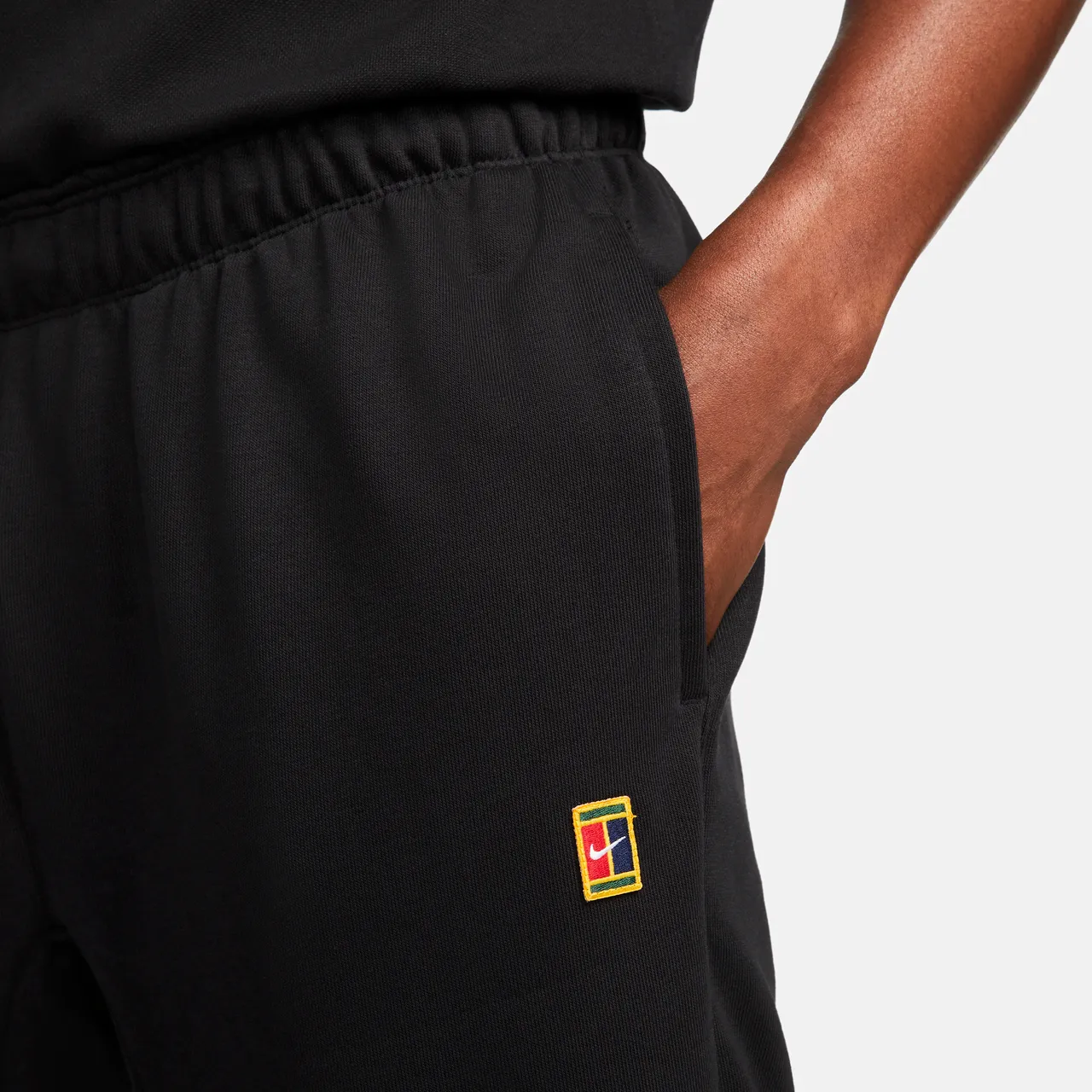 NikeCourt Heritage Tennishose aus French-Terry für Herren - Schwarz