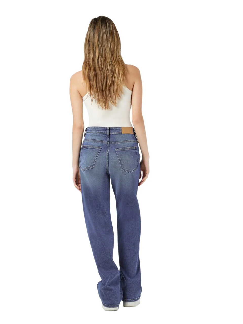 Noisy May Damen Jeans NMYOLANDA AZ308 Relaxed Straight Fit - Blau - Medium Blue Denim