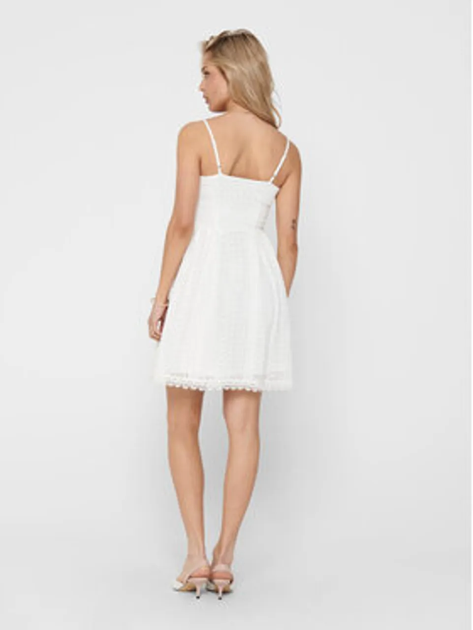 ONLY Kleid für den Alltag 15204799 Weiß Regular Fit