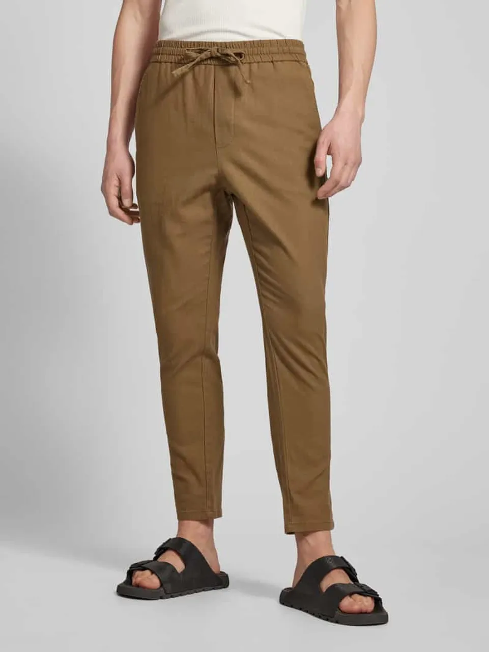 Only & Sons Tapered Fit Hose mit Stretch-Anteil Modell 'LINUS' in Cognac