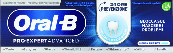 Oral-B Pro-Expert Zahnpasta Tiefenreinigung