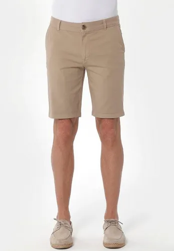 ORGANICATION Chinohose Men's Garment Dyed Slim Fit Shorts in Beige