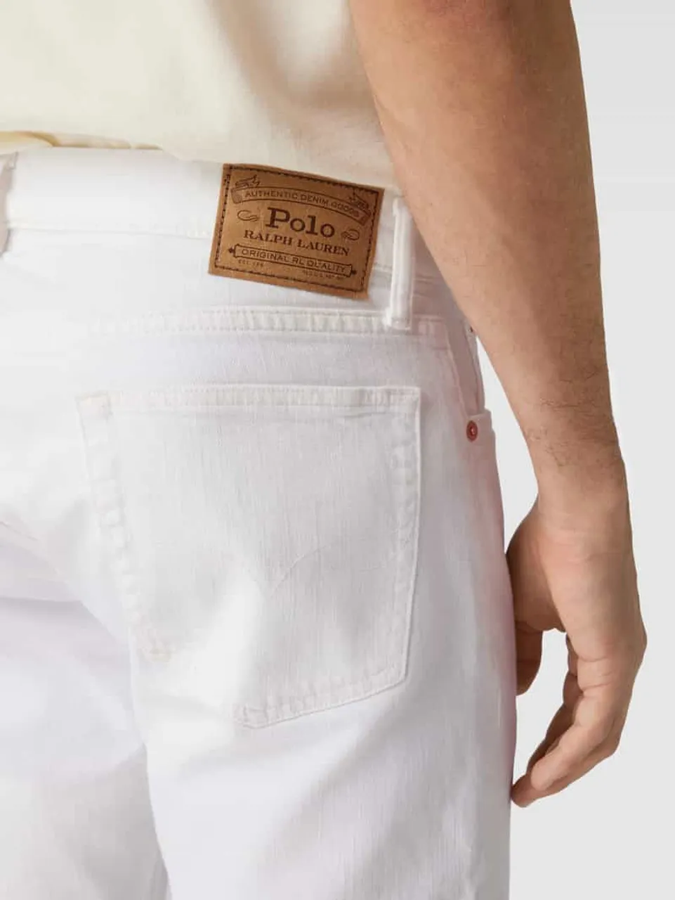 Polo Ralph Lauren Regular Fit Jeans mit Eingrifftaschen Modell 'SULLIVAN' in Weiss