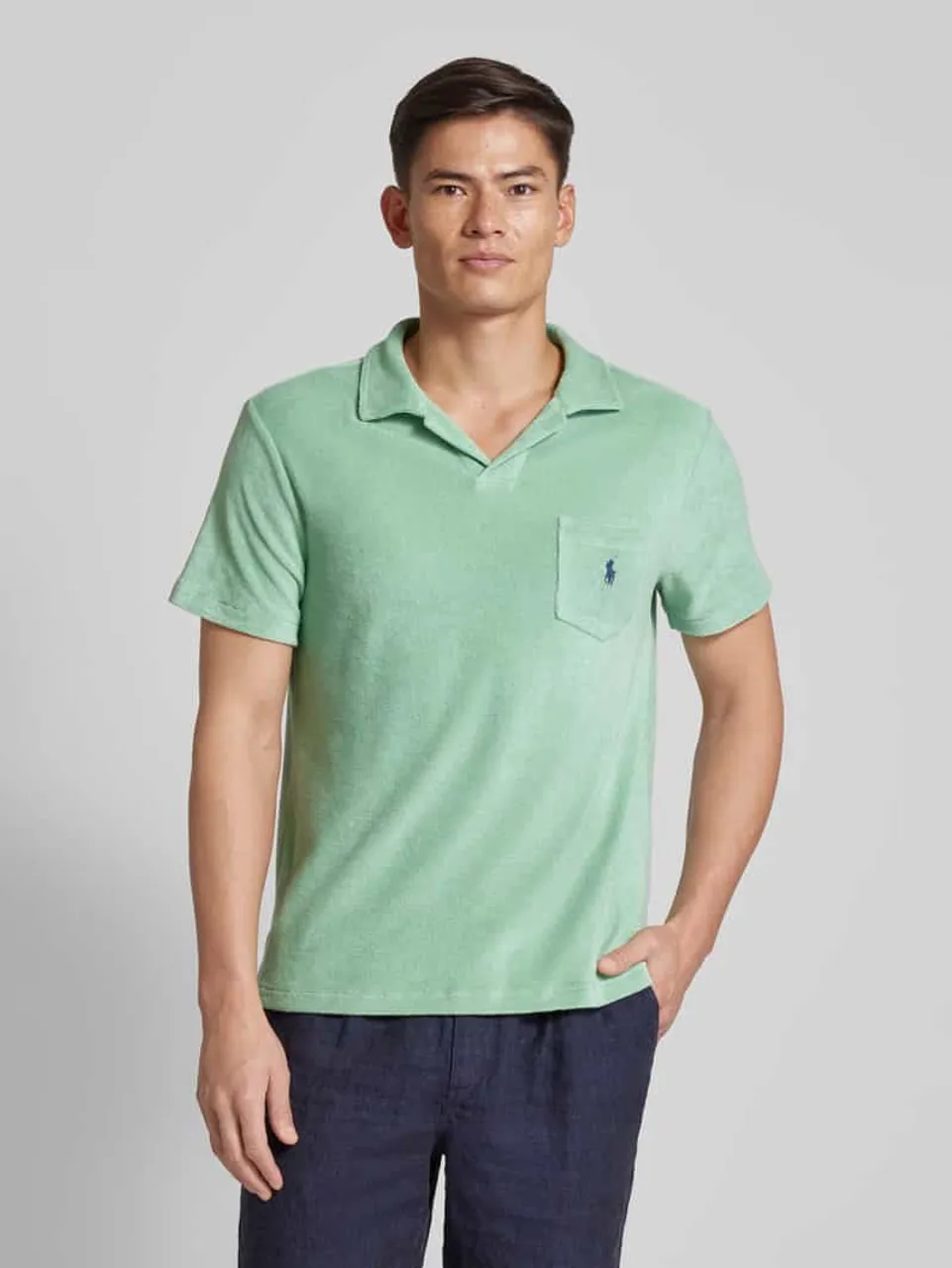 Polo Ralph Lauren Regular Fit Poloshirt mit aufgesetzter Brusttasche in Tuerkis