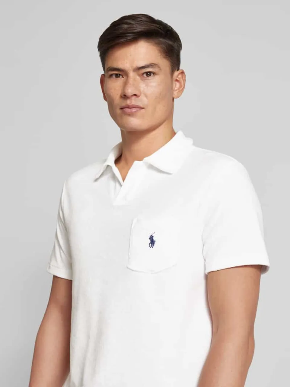 Polo Ralph Lauren Regular Fit Poloshirt mit aufgesetzter Brusttasche in Weiss
