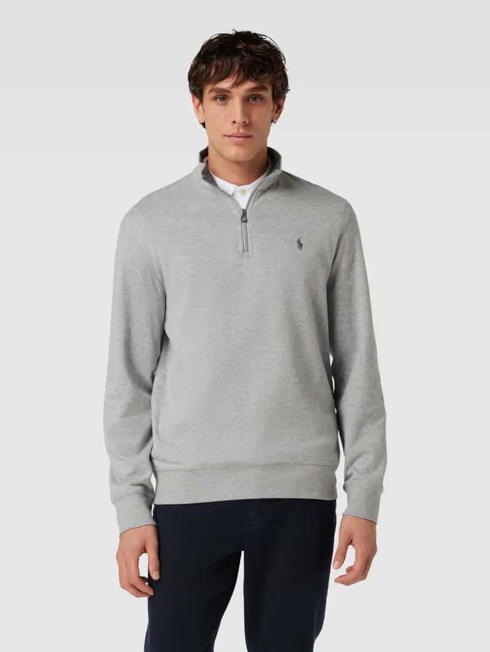 Polo Ralph Lauren Sweatshirt mit Rippenoptik und kurzem Reißverschluss in Mittelgrau Melange
