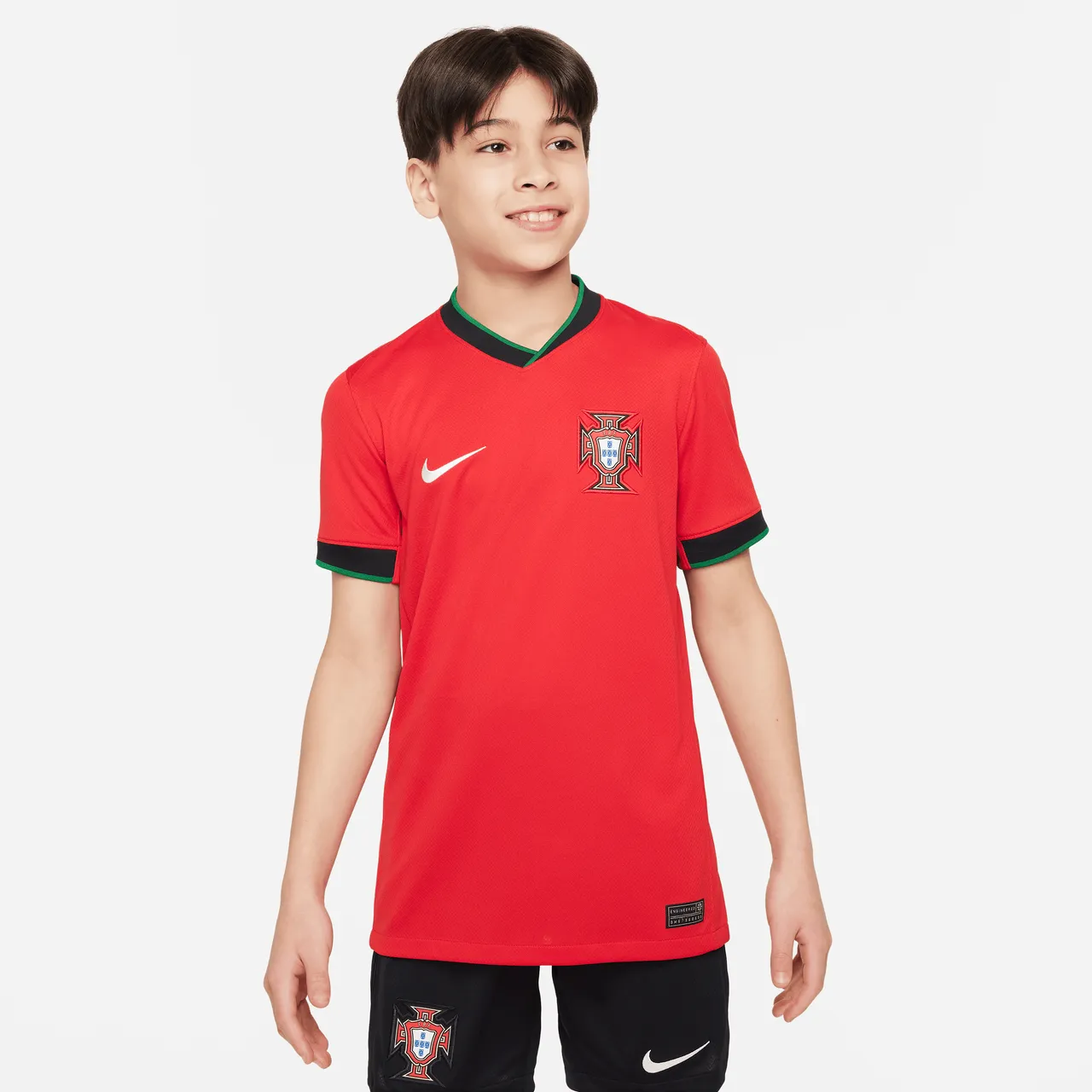 Portugal (Men's Team) 2024/25 Stadium Home Nike Replica Fußballtrikot mit Dri-FIT-Technologie für ältere Kinder - Rot