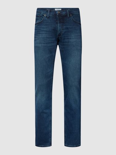 Regular Fit Jeans mit Label-Patch Modell 'CHUCK'