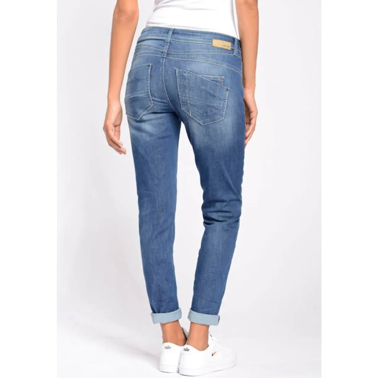 Relax-fit-Jeans GANG "94Amelie Relaxed Fit" Gr. 30, N-Gr, blau (blue used) Damen Jeans Weite Bestseller