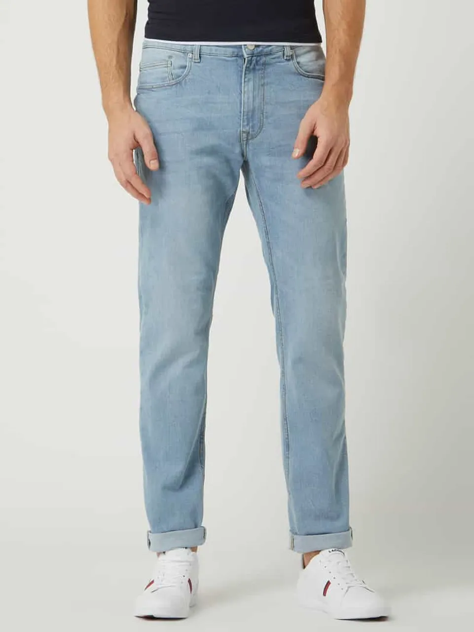 REVIEW Slim Fit Jeans mit Stretch-Anteil in Hellblau