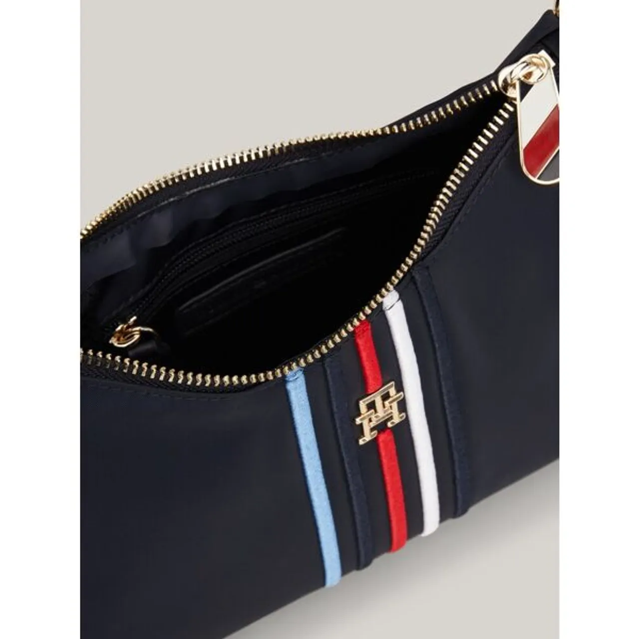 Schultertasche TOMMY HILFIGER "POPPY SHOULDER BAG CORP" Gr. B/H/T: 25 cm x 17,5 cm x 7,5 cm, blau (space blue) Damen Taschen Handtaschen