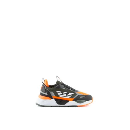 Schwarzer und Oranger Adler-Logo Sneaker Emporio Armani EA7