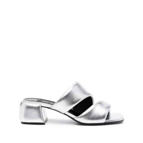 Silberne Sandalen mit Gepolstertem Design Sergio Rossi