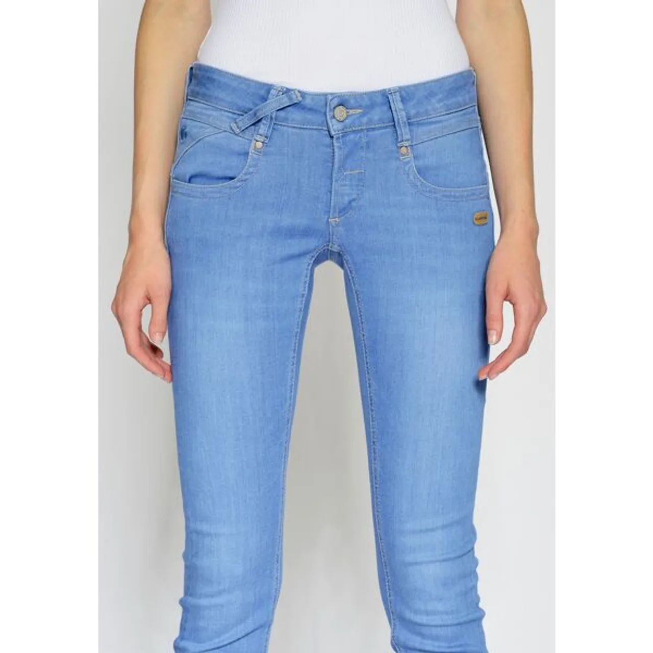 Skinny-fit-Jeans GANG "94Nena" Gr. 33, N-Gr, blau (neon vint) Damen Jeans Röhrenjeans