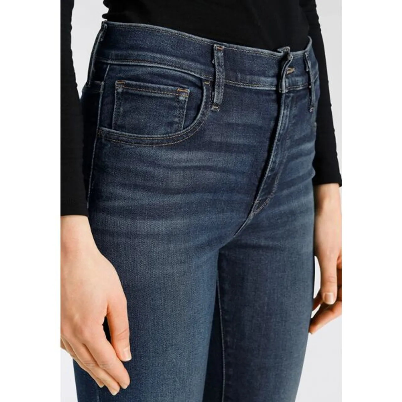 Skinny-fit-Jeans LEVI'S "720 High Rise" Gr. 28, Länge 34, blau (dark indigo worn in) Damen Jeans Röhrenjeans