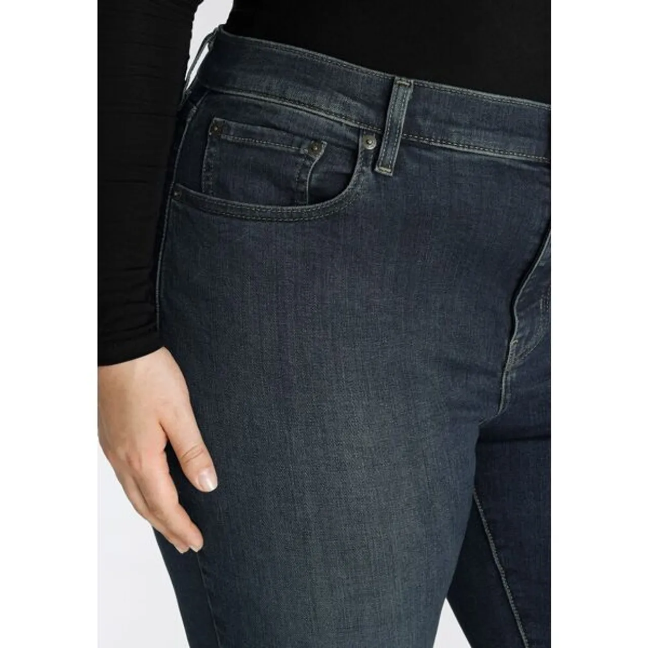 Skinny-fit-Jeans LEVI'S PLUS "721 PL HI RISE SKINNY" Gr. 14 (44), Länge 32, blau (dark indigo worn in) Damen Jeans Röhrenjeans