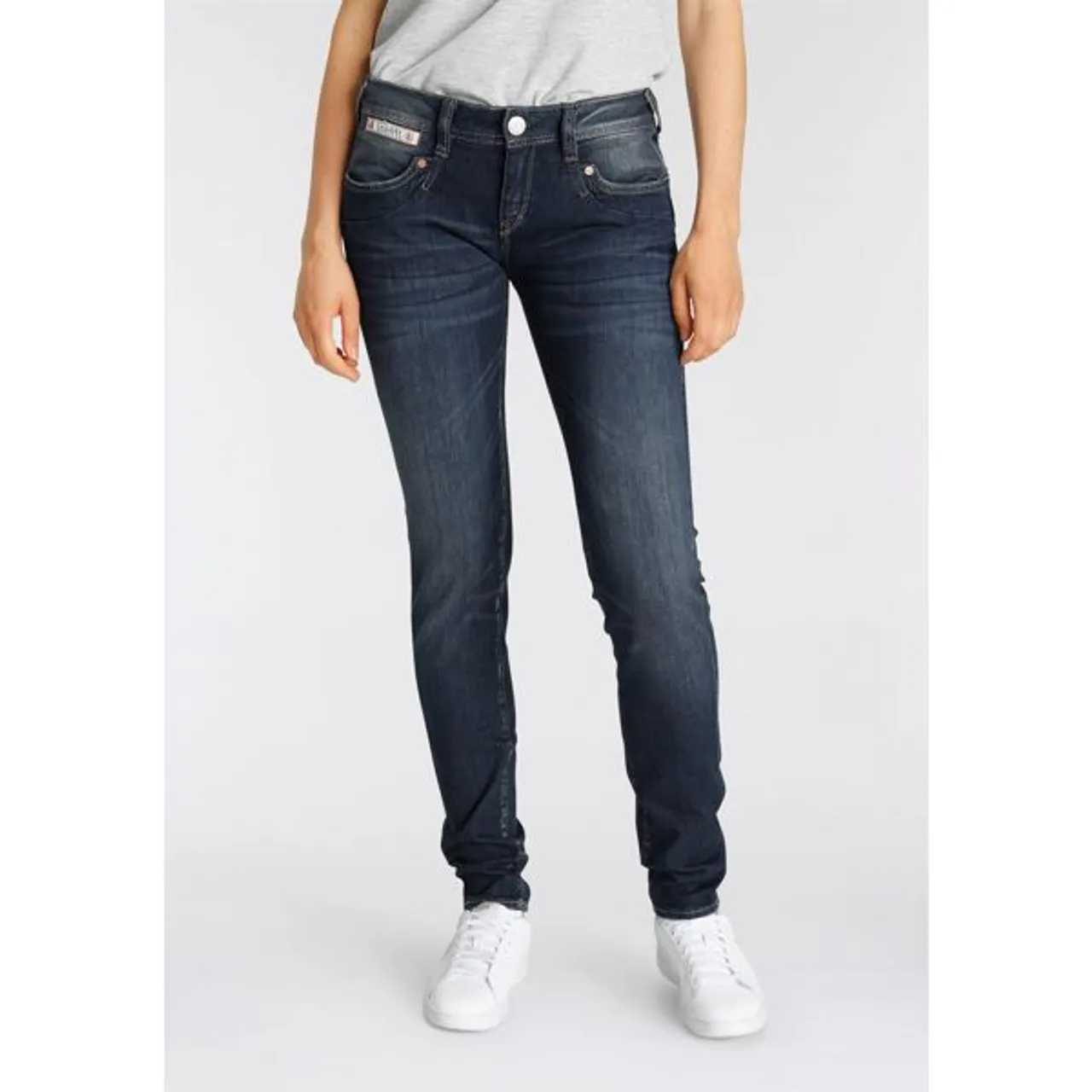 Slim-fit-Jeans HERRLICHER "PIPER" Gr. 25, Länge 30, blau (doom 93) Damen Jeans Röhrenjeans umweltfreundlich dank Kitotex Technologie