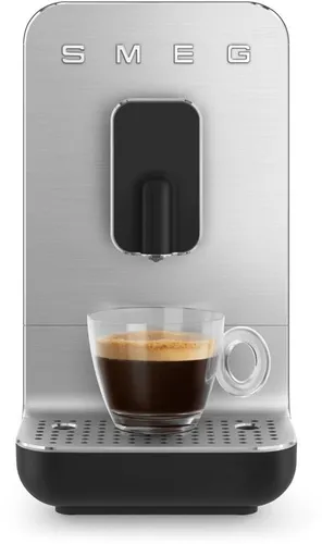 SMEG Kaffeevollautomat BCC01BLMEU (schwarz)
