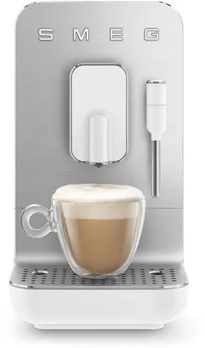 SMEG Kaffeevollautomat BCC02WHMEU (weiss)