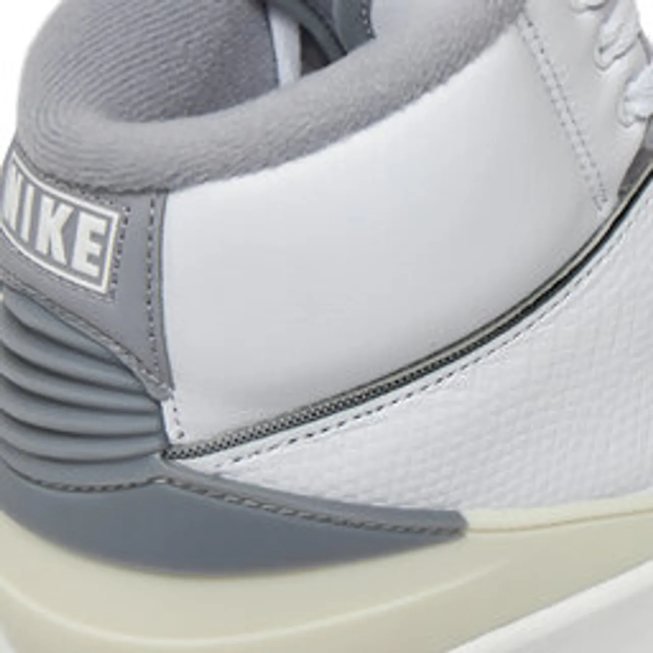 Sneakers Nike Air Jordan 2 Retro DR8884 100 Weiß