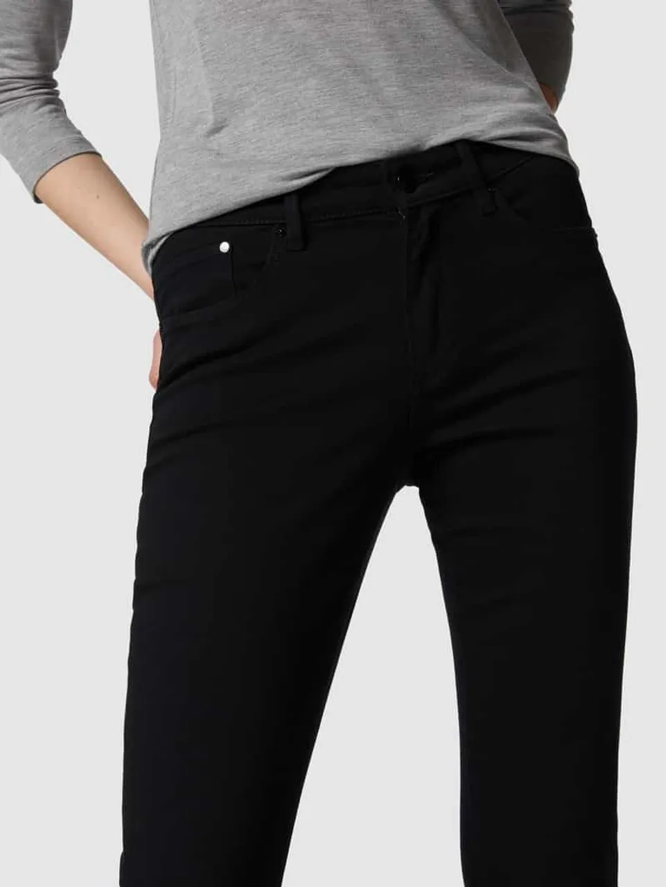 s.Oliver RED LABEL Slim Fit Jeans mit Stretch-Anteil Modell 'Betsy' in Black