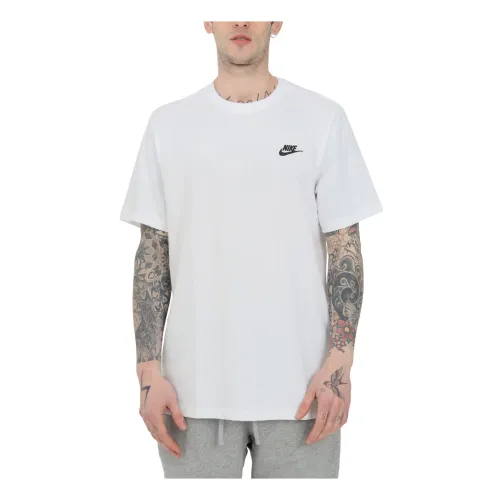 Sportswear Club T-Shirt in Weiß Nike