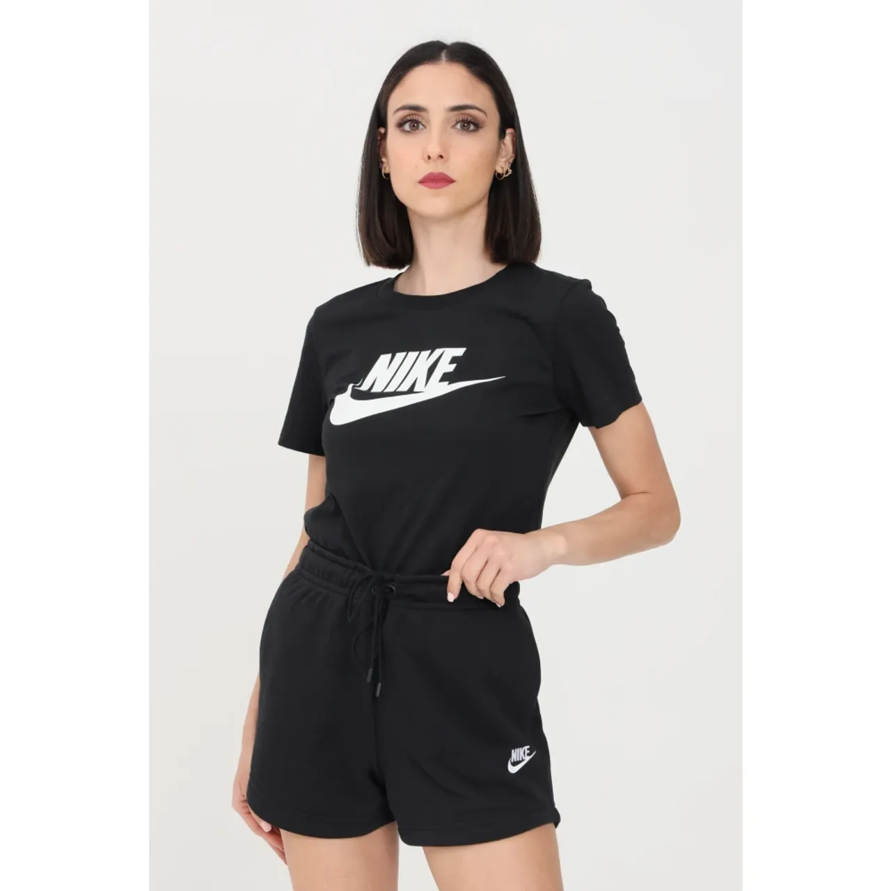 Sportswear Essential T-Shirt Nike
