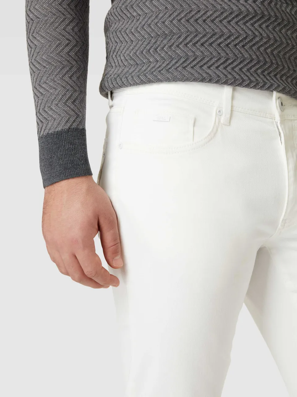 Straight Fit Jeans mit Label-Patch Modell 'Cadiz'