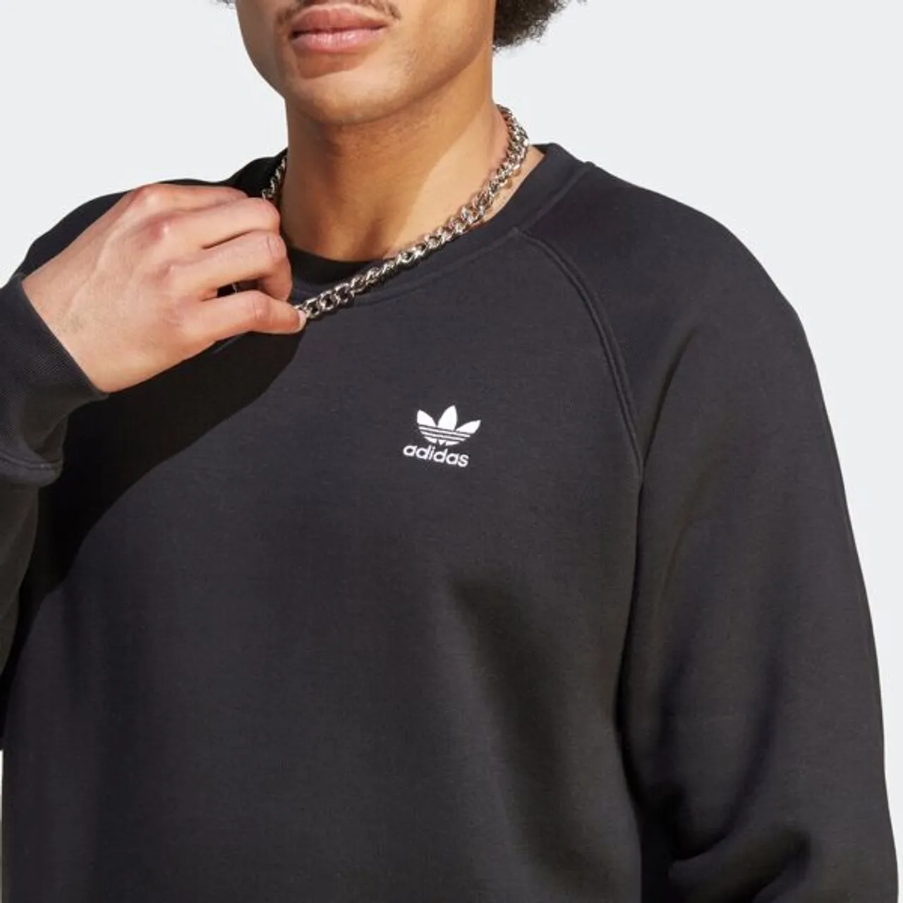 Sweatshirt ADIDAS ORIGINALS "ESSENTIAL CREW" Gr. M, schwarz (black) Herren Sweatshirts