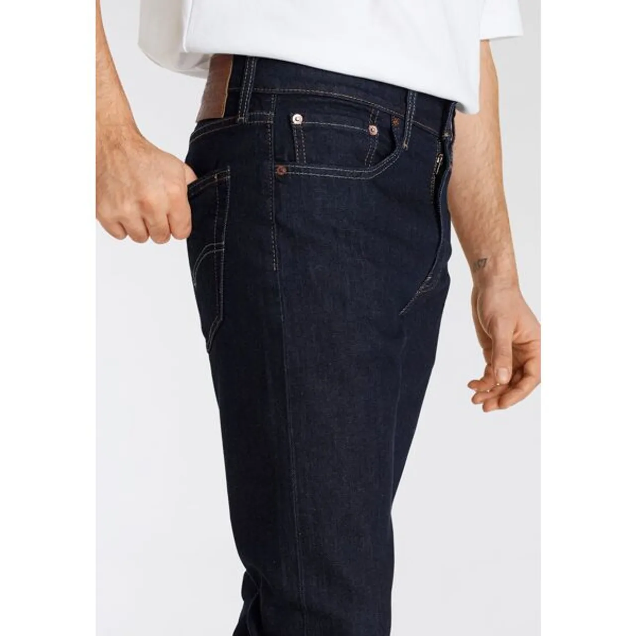 Tapered-fit-Jeans LEVI'S "512 Slim Taper Fit" Gr. 34, Länge 36, blau (dark indigo) Herren Jeans Tapered-Jeans mit Markenlabel