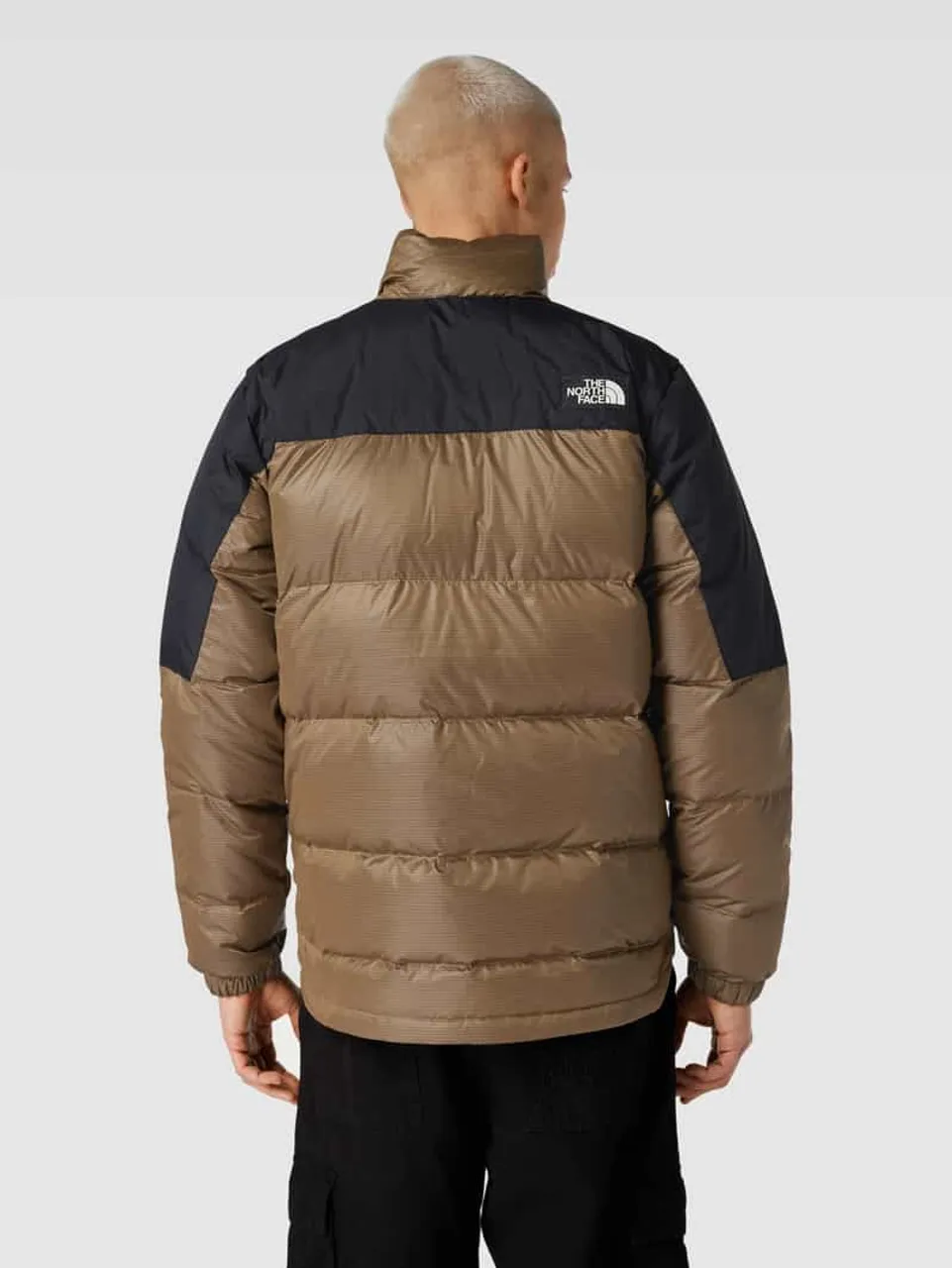 The North Face Daunenjacke mit Label-Patch Modell 'DIABLO' in Camel