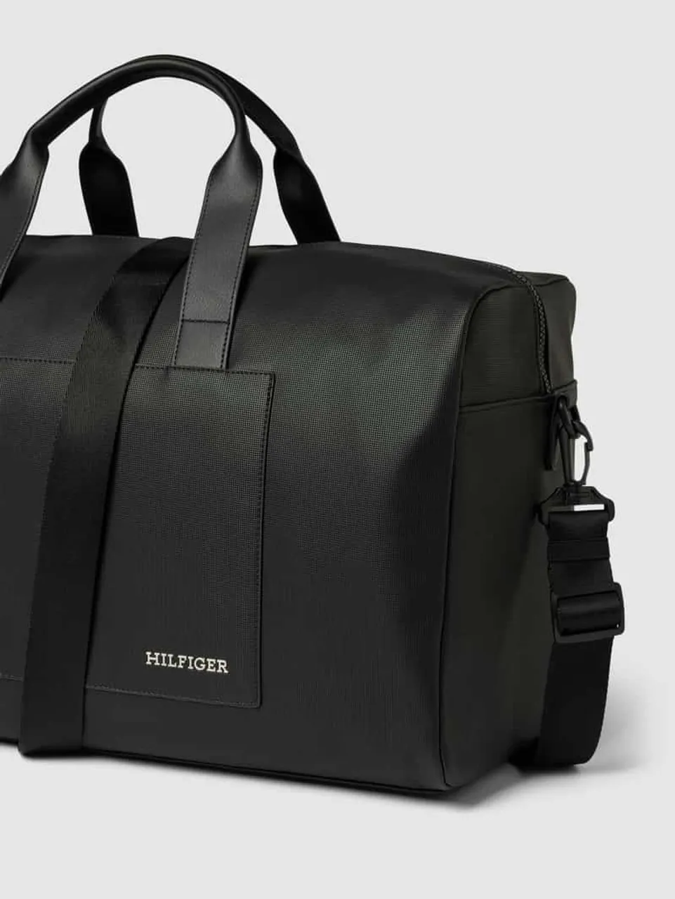 Tommy Hilfiger Duffle Bag mit Strukturmuster Modell 'PIQUE' in Black, Größe One Size
