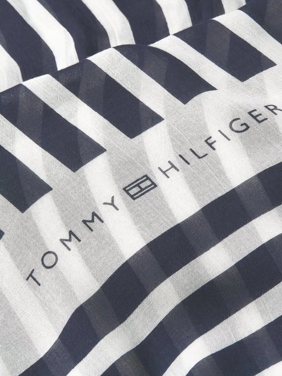 Tommy Hilfiger Modeschal ESSENTIAL FLAG SCARF, aus Modal