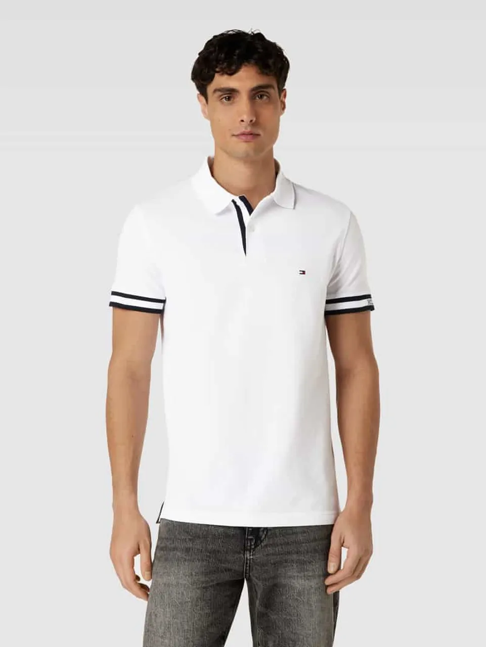 Tommy Hilfiger Slim Fit Poloshirt mit Logo-Stitching in Weiss
