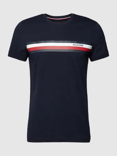 Tommy Hilfiger Slim Fit T-Shirt mit Label-Print in Marine