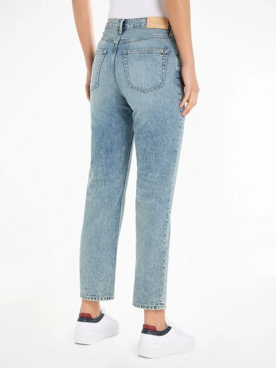 Tommy Hilfiger Straight-Jeans CLASSIC STRAIGHT HW A MIO WRN mit Logostickerei