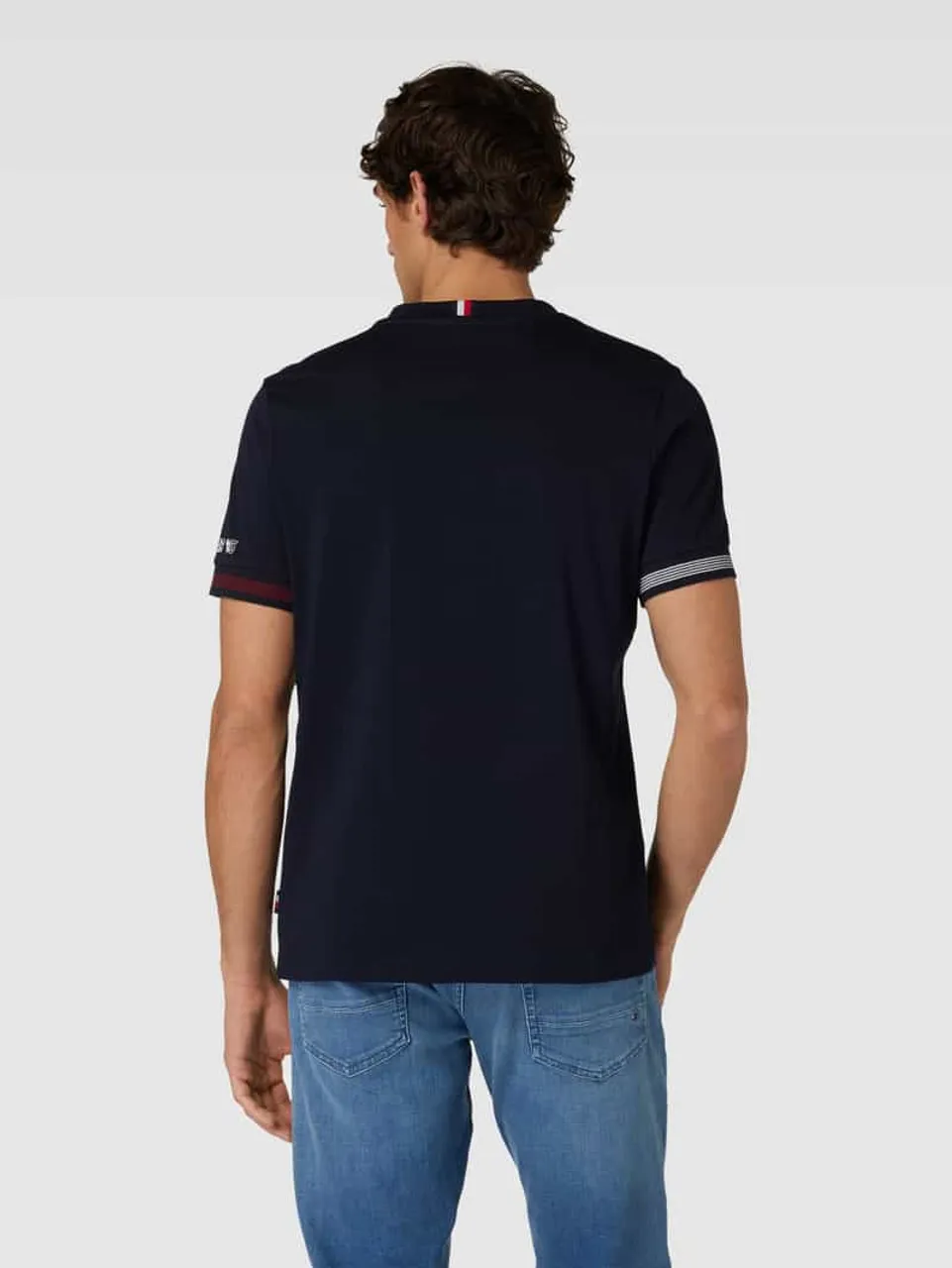 Tommy Hilfiger T-Shirt mit Logo-Stitching in Marine