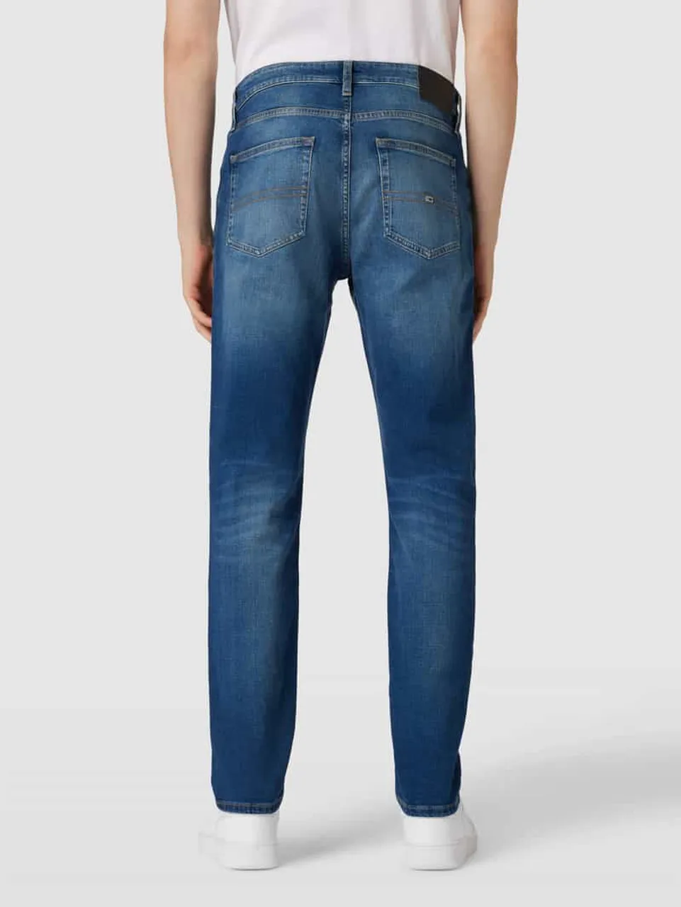 Tommy Jeans Relaxed Fit Jeans im 5-Pocket-Design Modell 'RYAN' in Jeans