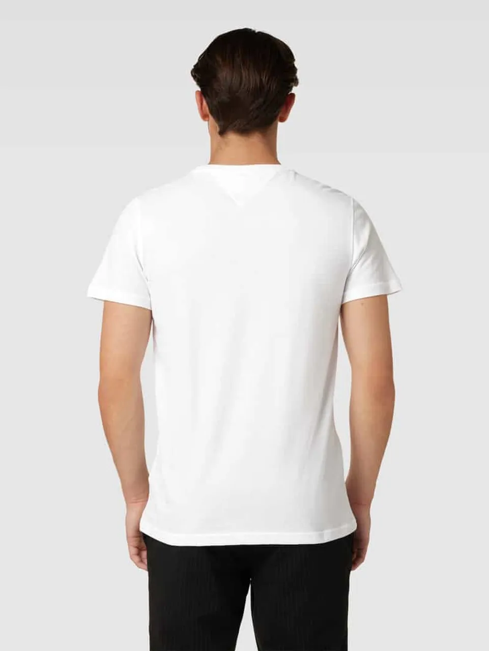 Tommy Jeans Slim Fit T-Shirt mit Label-Stitching im 2er-Pack in Black