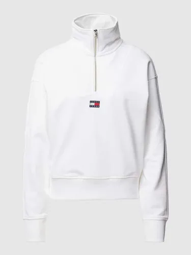Tommy Jeans Sweatshirt mit Label-Patch Modell 'BADGE' in Weiss