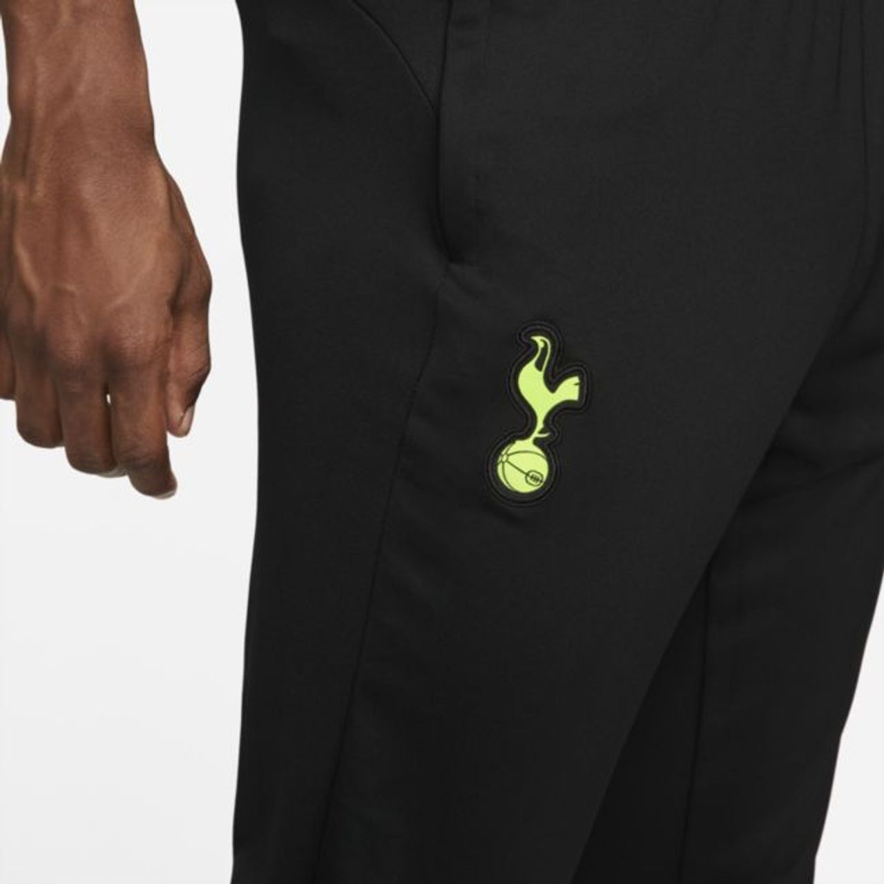Tottenham Hotspur Strike Nike Dri-FIT Fußball-Strick-Trainingshose für Herren - Schwarz