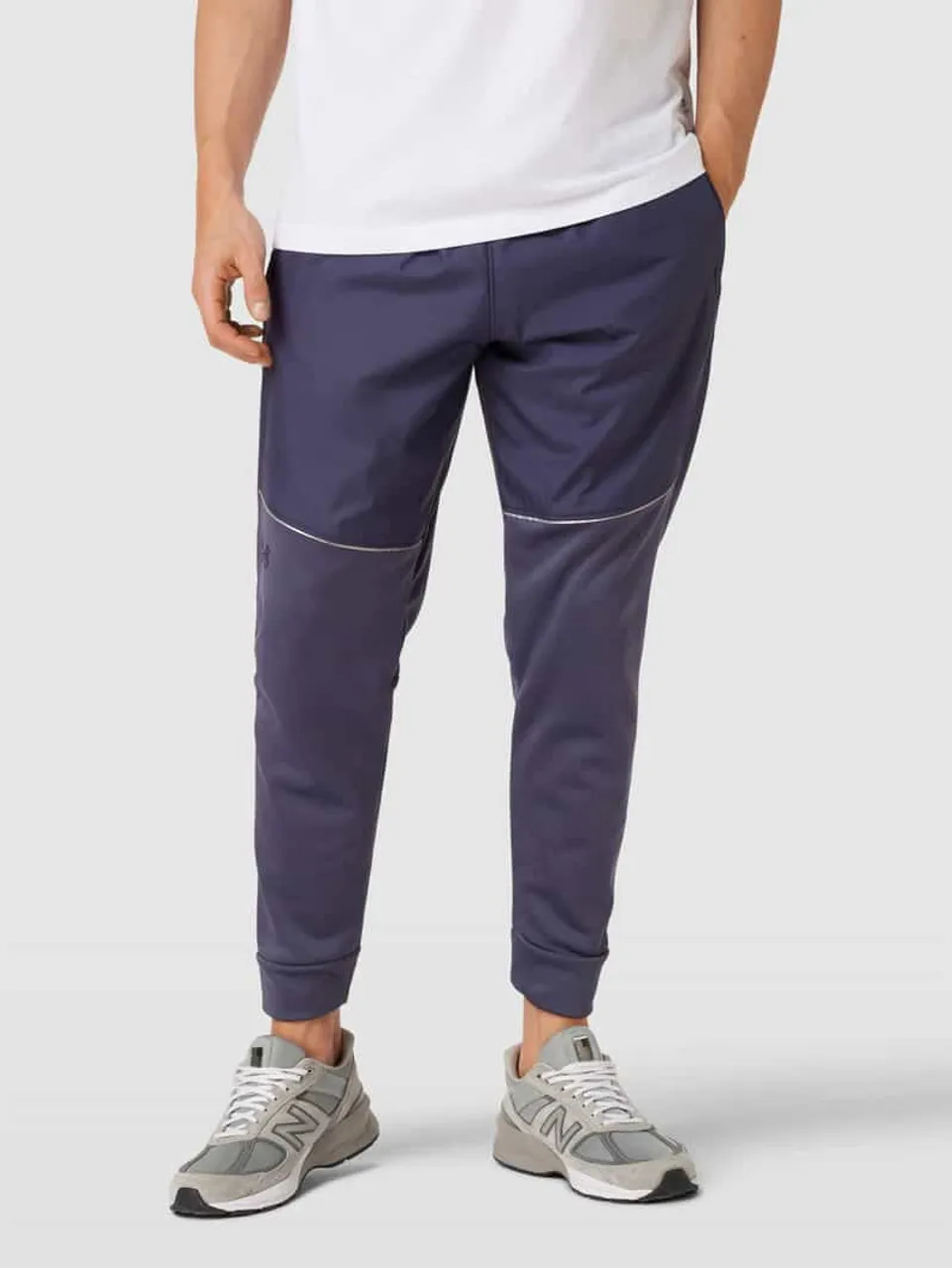 Under Armour Sweatpants mit Label-Detail Modell 'Storm' in Marine