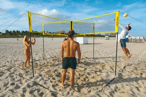 Volleyballnetz CROSSNET DISTRIBUTED BY HAMMER "und Beachballnetz Crossnet" Sport-Netze Gr. B/H/L: 440 cm x 240 cm x 440 cm, gelb Spielbälle Wurfspiele