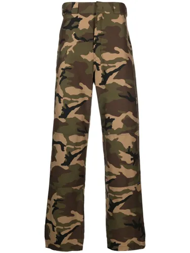 Weite Hose mit Camouflage-Print